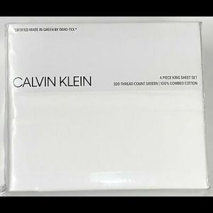 Brand new Calvin Klein Queen sateen set white